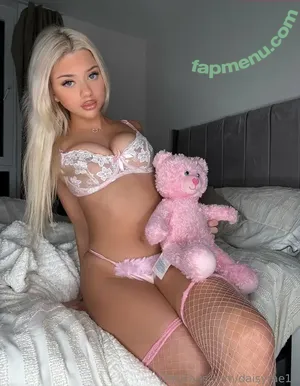 daisyrae18 / daisy.rae.18 nude photo #0071