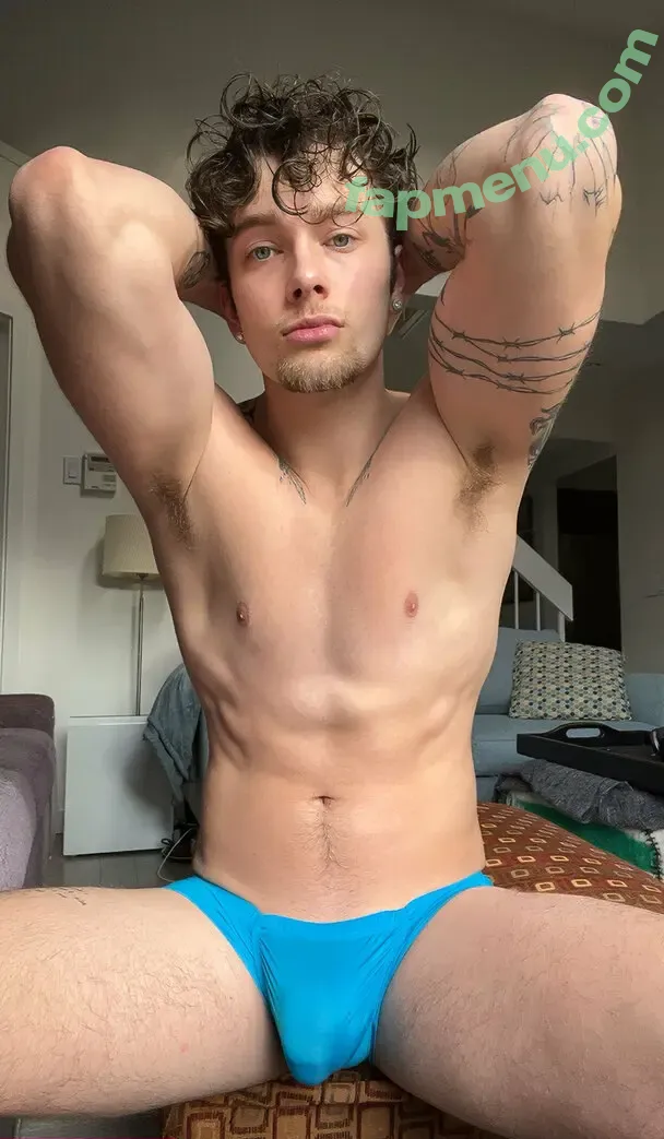 dakarluca nude photo #0011 (dakaroficial)