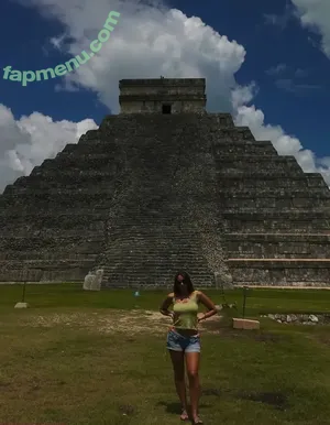 Dakota B ASMR / dakotaasmryt / dakotabasmr / jessy.je nude photo #0129