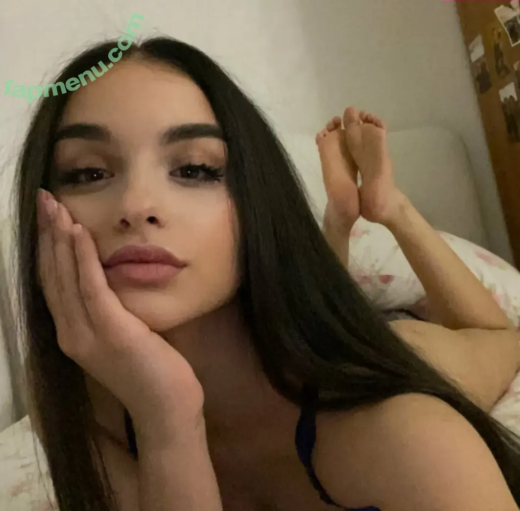 Dalila Anna Stabile nude photo #0016 (dalilaannaa)
