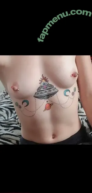 Damnwithaloudham nude photo #0018