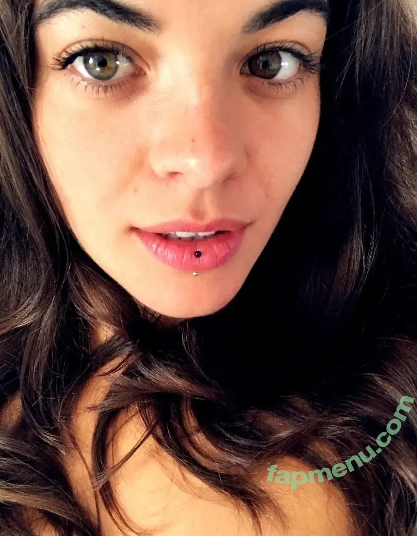 Dana Nomad nude photo #0035 (dana.damon / dananomadamon)