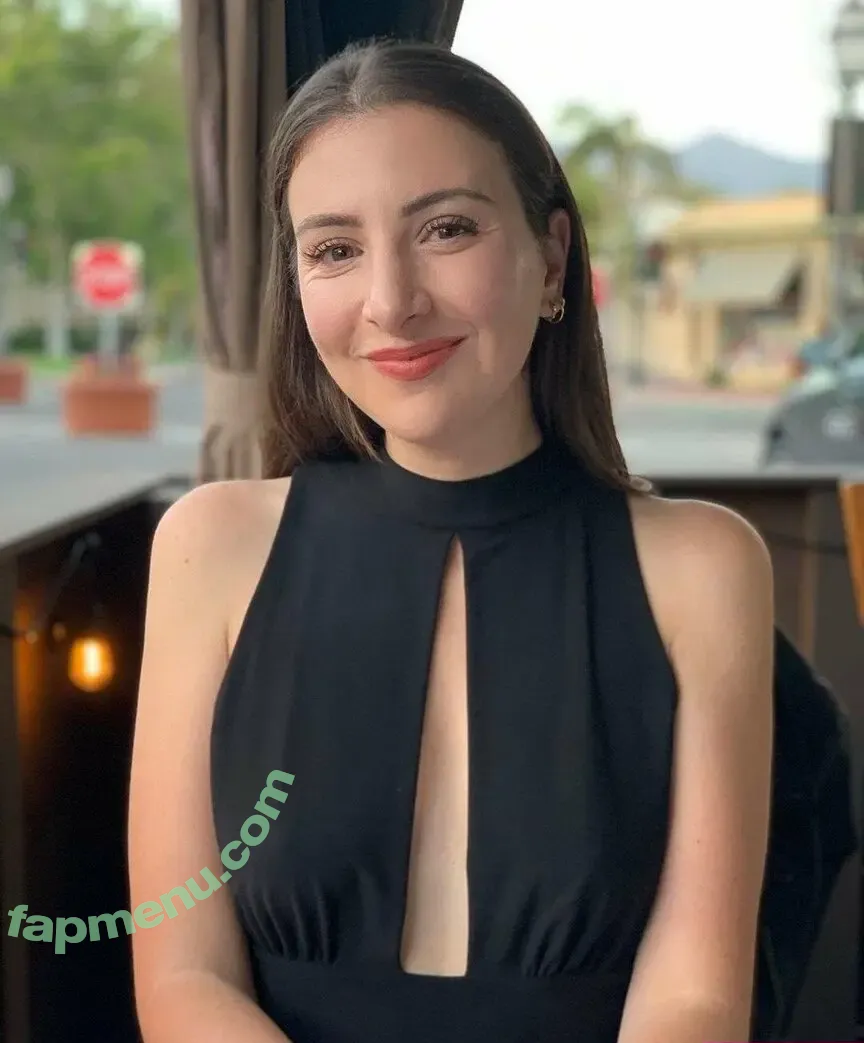 Dana Schwartz nude photo #0004 (danaschwartzzz)