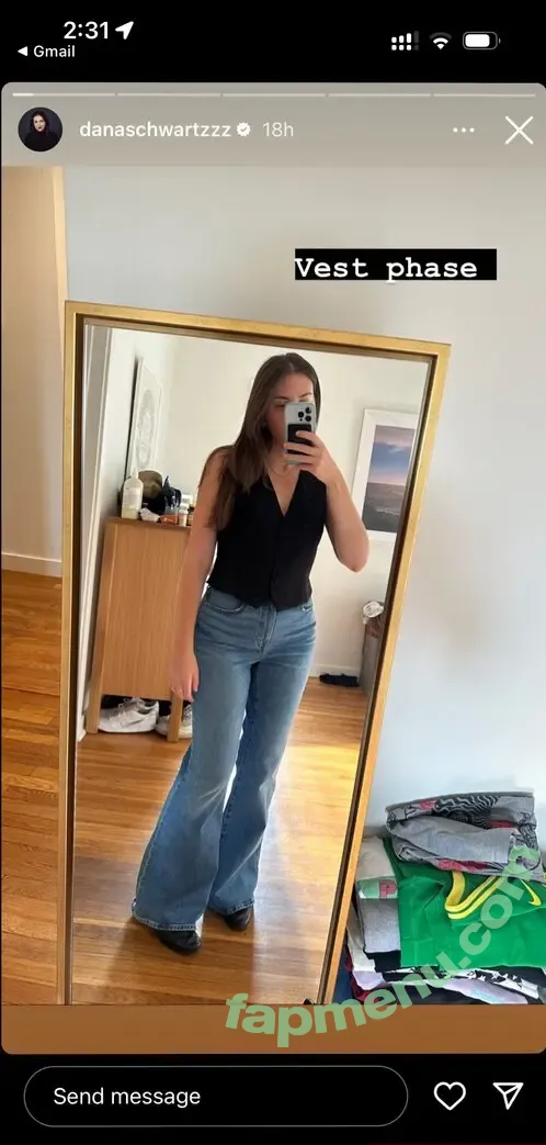 Dana Schwartz nude photo #0010 (danaschwartzzz)