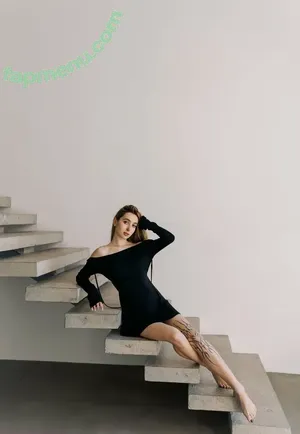 danaqis / dtotheq nude photo #0012