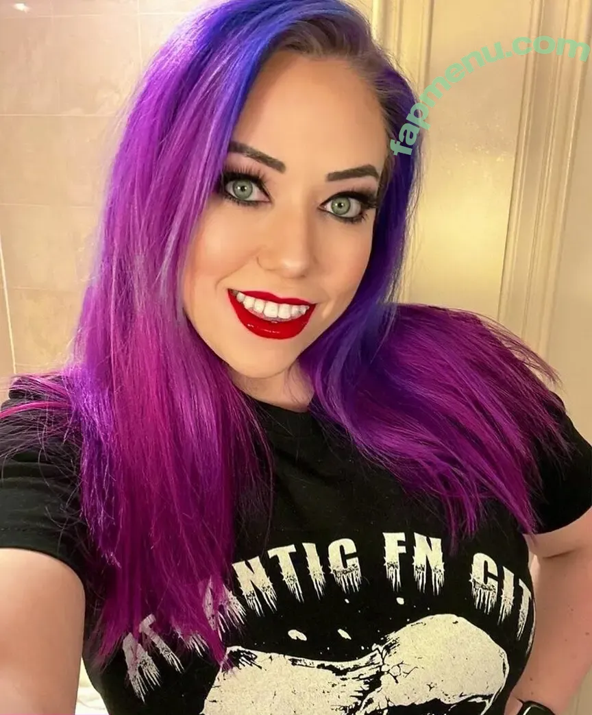 Dani Leigh nude photo #0021 (danileighifyouplease / danileighxoxo)