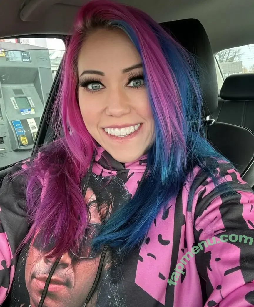 Dani Leigh nude photo #0044 (danileighifyouplease / danileighxoxo)