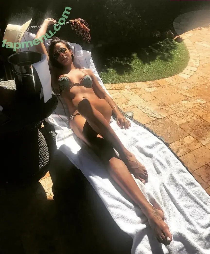 Dania Ramirez nude photo #0151 (daniajramirez)