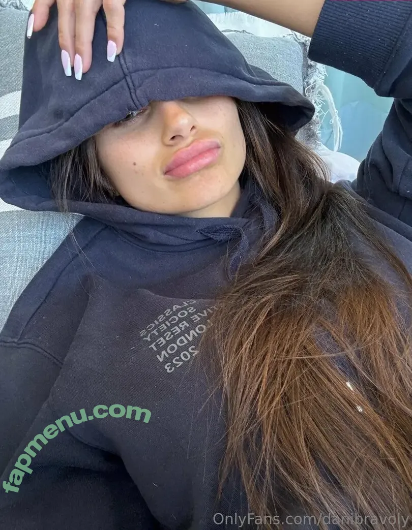 danibravoly nude photo #0005 (danibravoly)