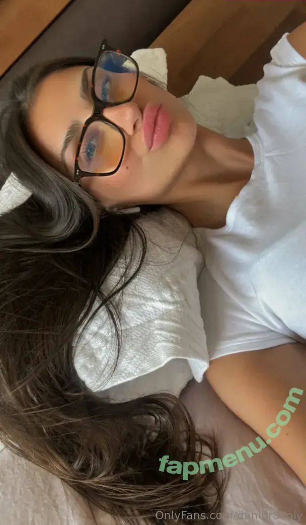 danibravoly nude photo #0022 (danibravoly)
