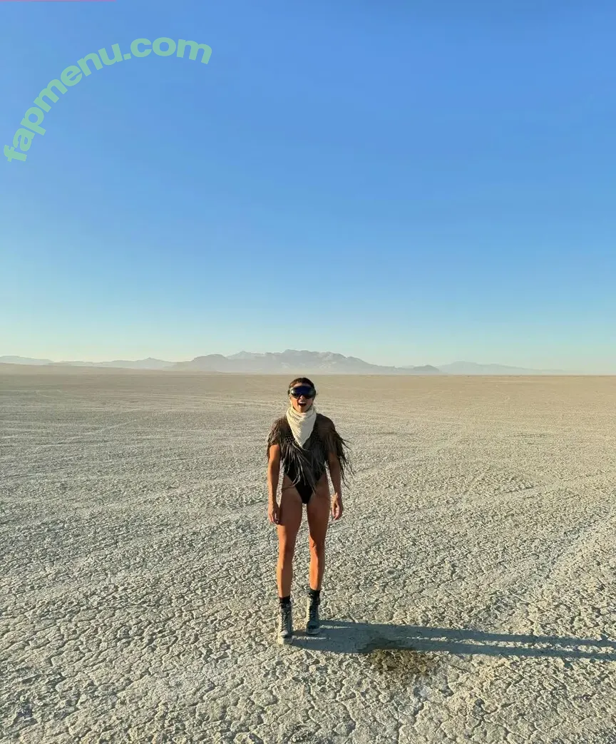 Danica Patrick nude photo #0132 (DanicaPatrick / Professional racing driver)
