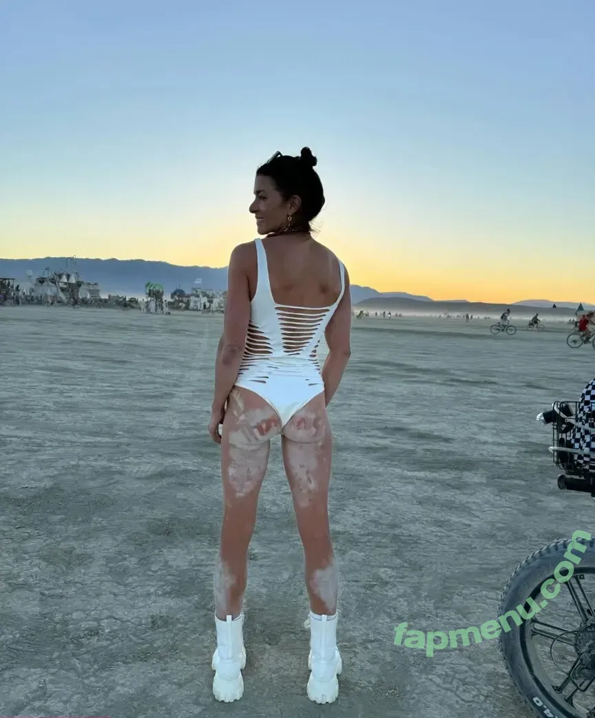 Danica Patrick nude photo #0137 (DanicaPatrick / Professional racing driver)