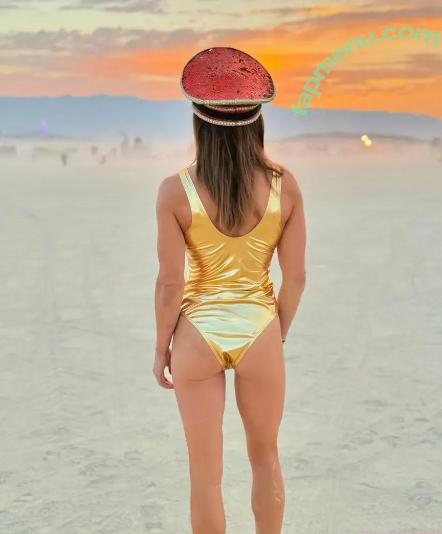 Danica Patrick nude photo #0138 (DanicaPatrick / Professional racing driver)