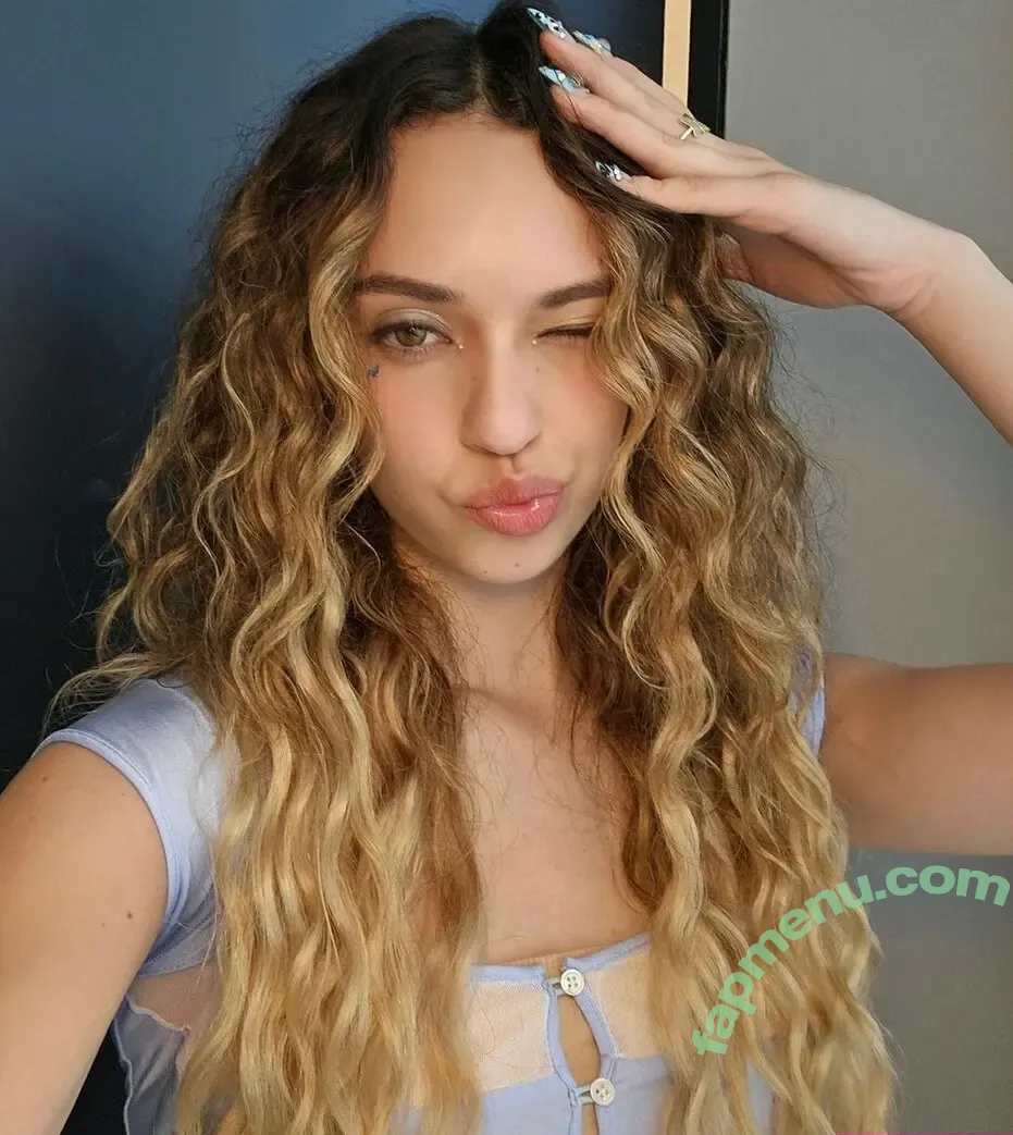 Daniela Avanzini nude photo #0029 (Katseye / daniela_avanzini)