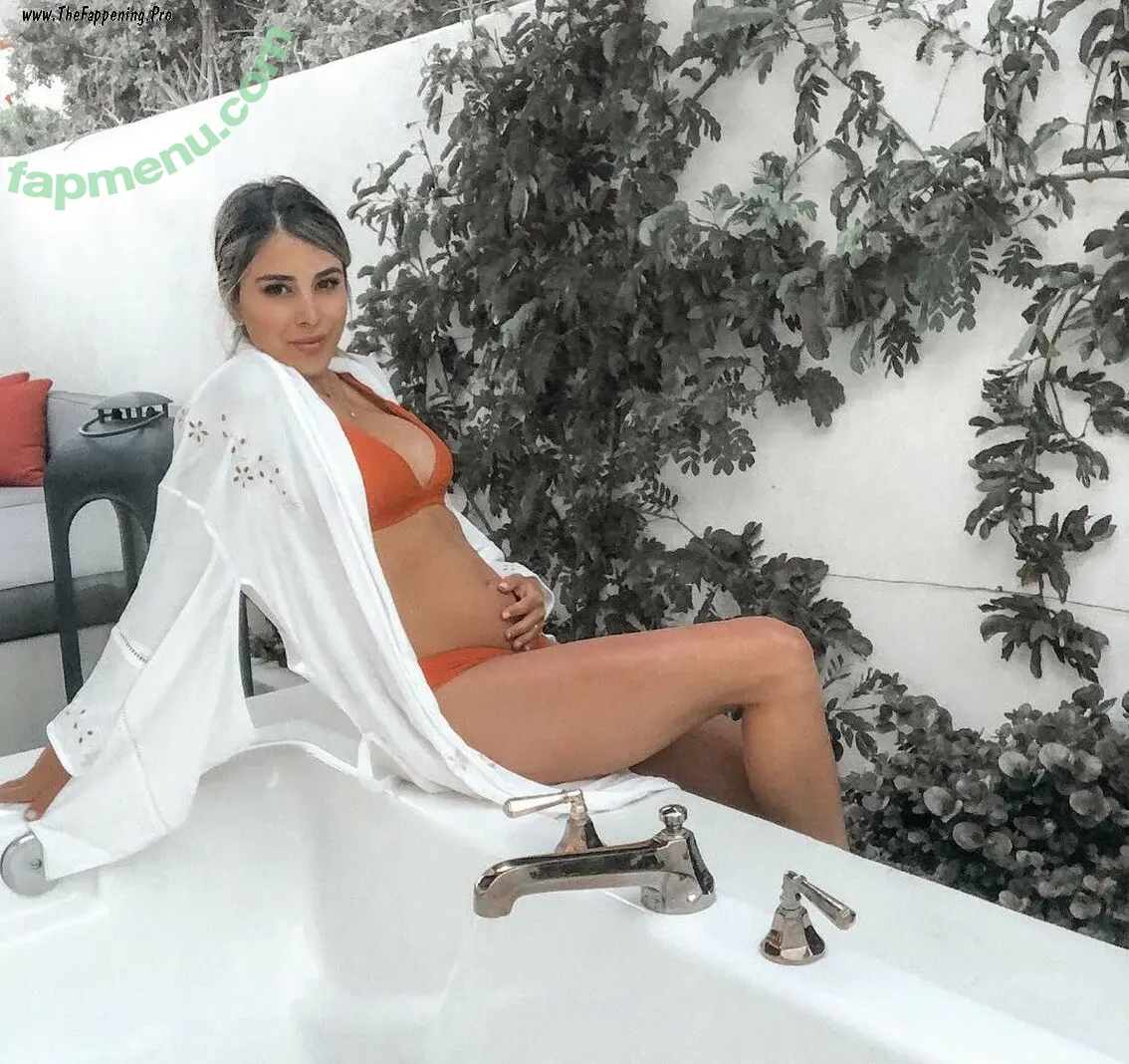 Daniella Monet nude photo #0348 (daniellamonet)