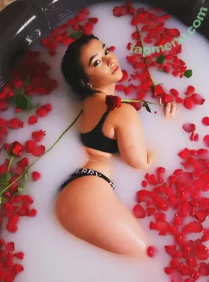  nude photo #0008