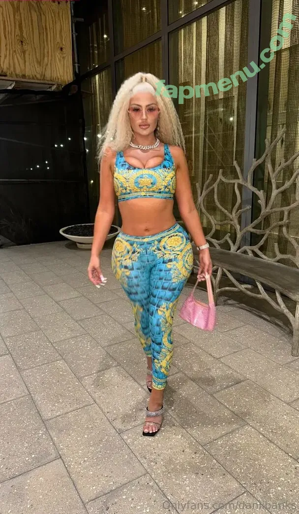 daniibanksvip nude photo #0102 (itsdaniibanks)