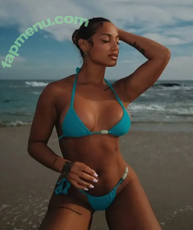 DaniLeigh nude photo #0022 (Danielle Leigh / iamdanileigh)