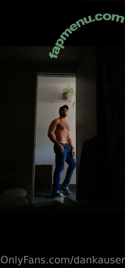 dankauser nude photo #0002 (dankaufer)