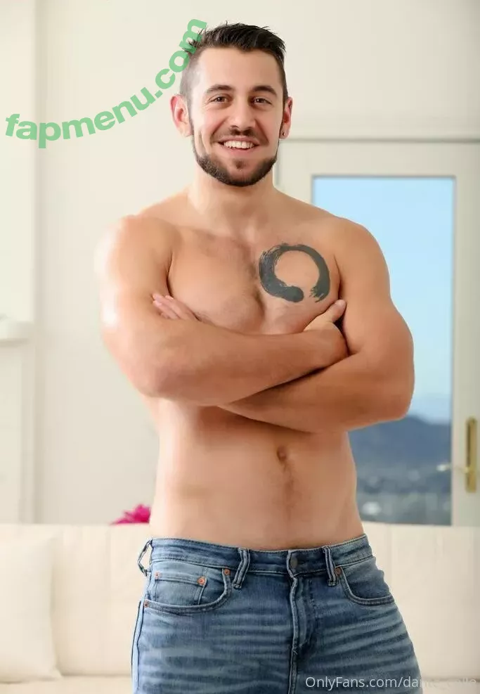 dante_colle nude photo #0004 (hippiegq_)