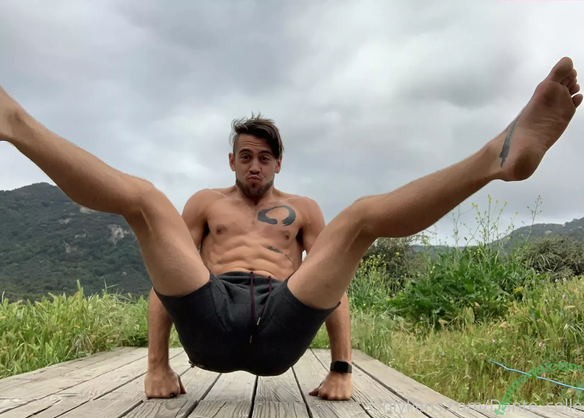 dante_colle nude photo #0074 (hippiegq_)