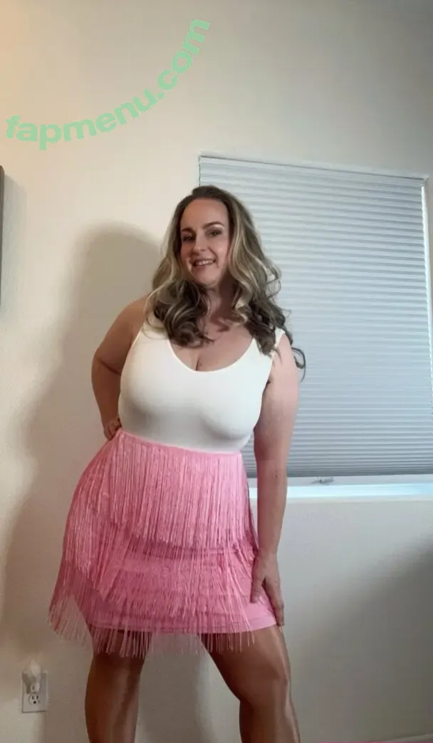daphnewest nude photo #0009 (daphnewest)