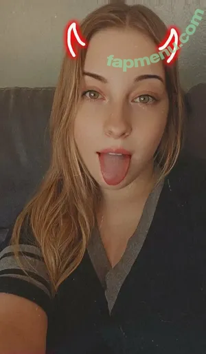 darciebellefree / thedarciebellespell nude photo #0142