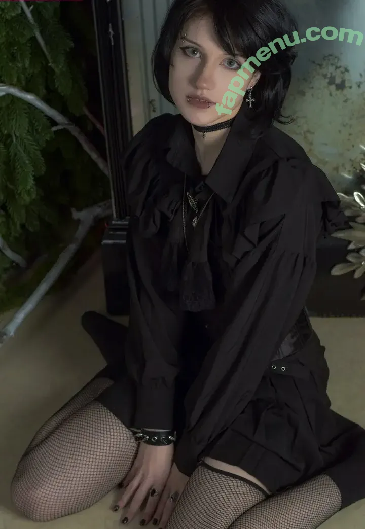 dark_vamp_ nude photo #0014 (dark_vamp_)