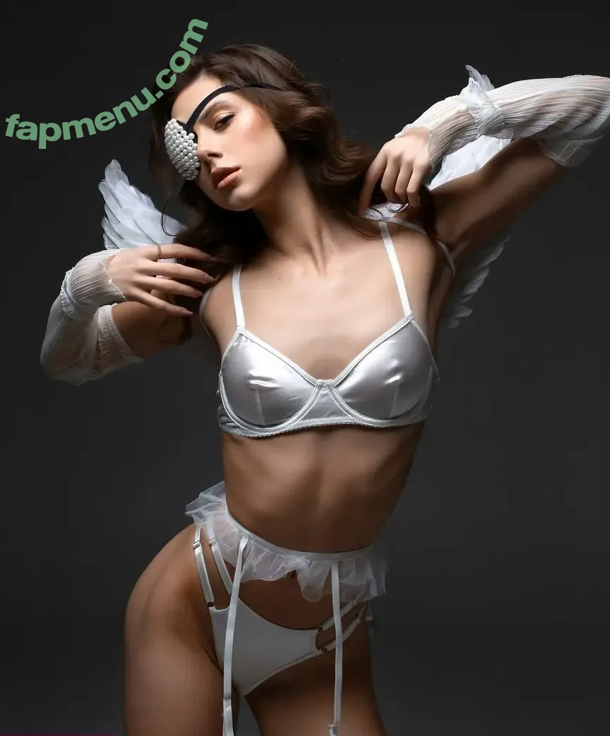 darvoch nude photo #0009 (darvoch)