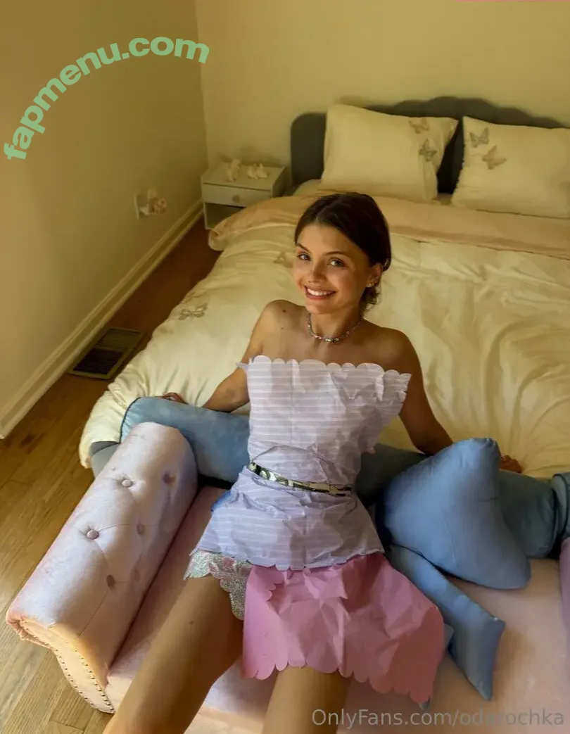 Dasha Komarova nude photo #0006 (Darya Komarova / Odarka Komarova / odarka_komarova / odarochka)