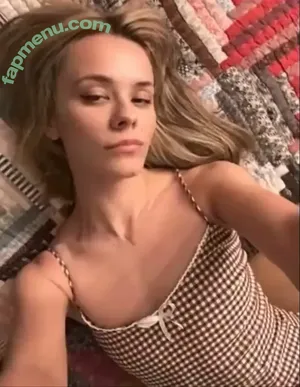 Dasha Nekrasova / dash_cam nude photo #0217