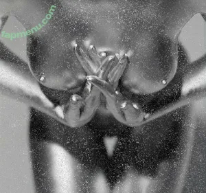  nude photo #0006