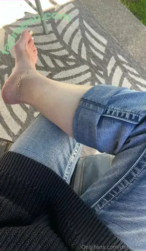 de-feeted / defeetedc4s nude photo #0027