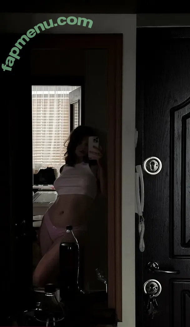 Deca_mo nude photo #0014 (Deca_mo)
