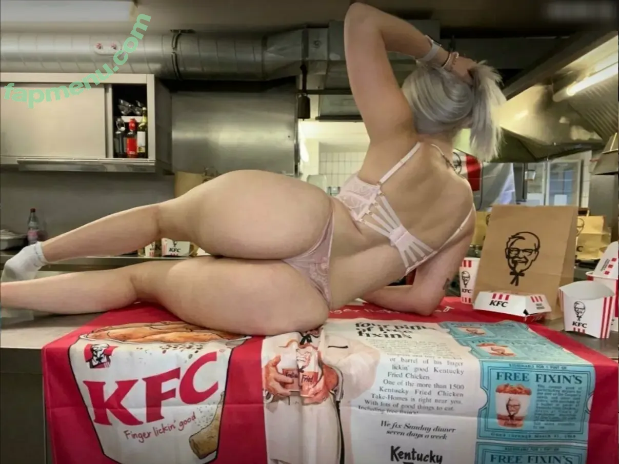 Deineemilia nude photo #0173 (demirose)