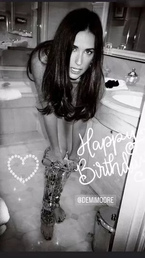 Demi Moore / demimoore / justdemi / kyliedemi nude photo #0446