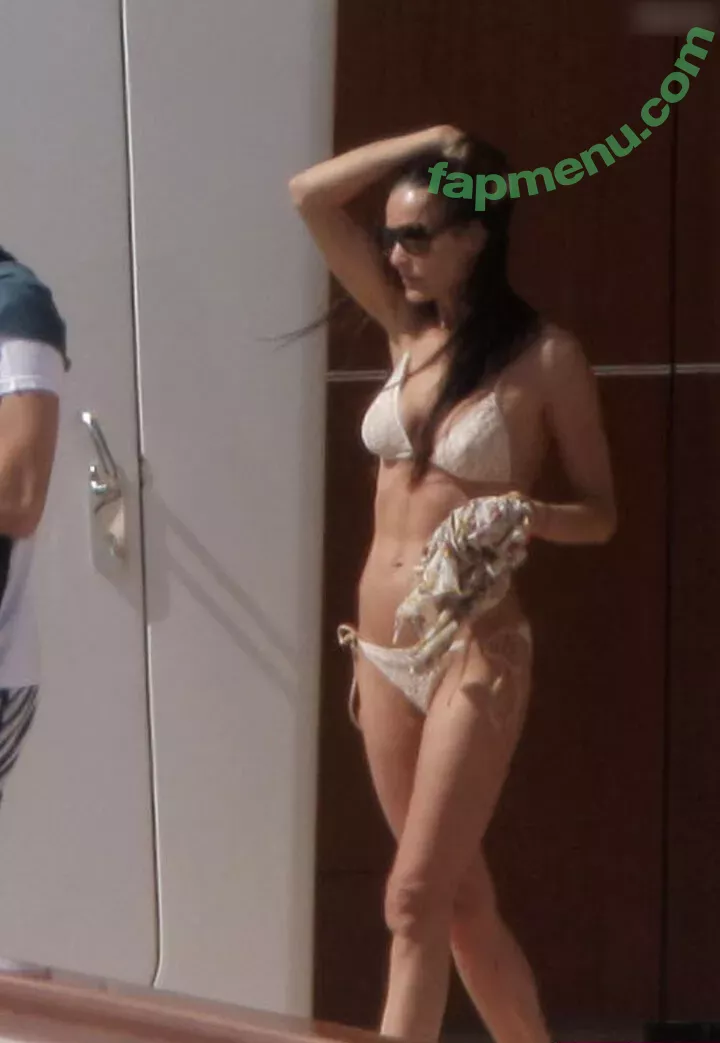 Demi Moore nude photo #0321 (demimoore / justdemi / kyliedemi)
