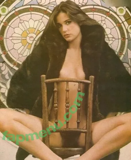 Demi Moore nude photo #0394 (demimoore / justdemi / kyliedemi)