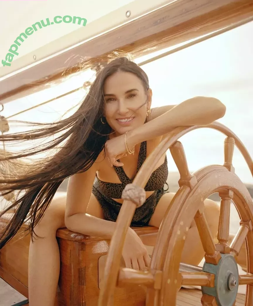 Demi Moore nude photo #0445 (demimoore / justdemi / kyliedemi)
