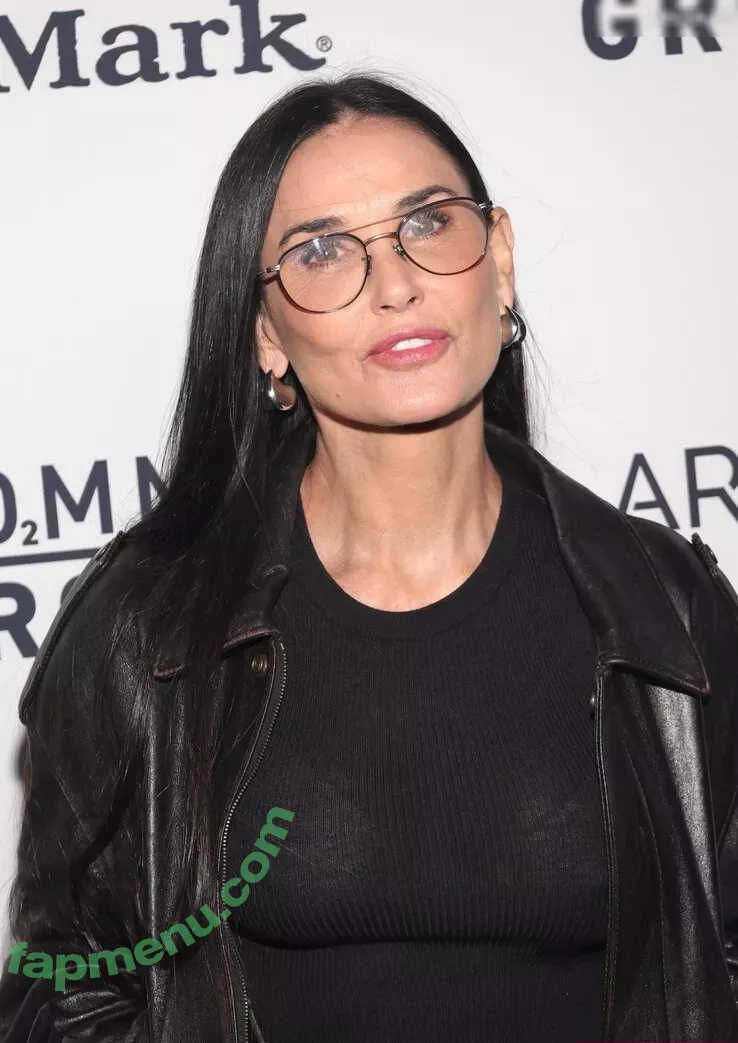 Demi Moore nude photo #0458 (demimoore / justdemi / kyliedemi)