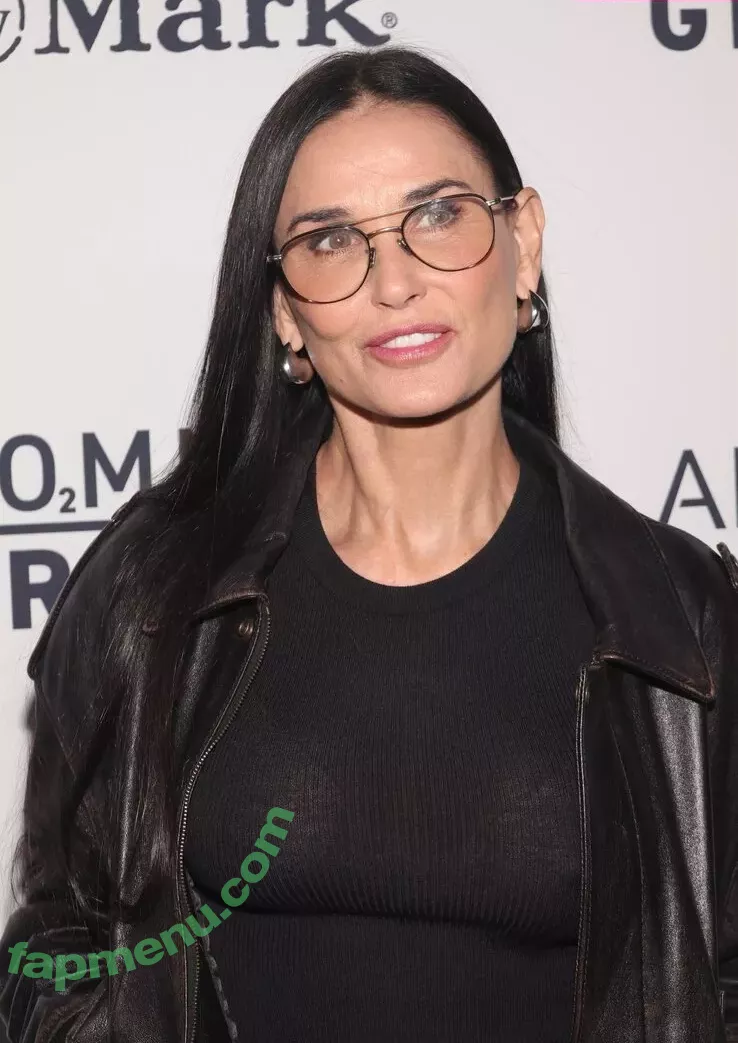 Demi Moore nude photo #0464 (demimoore / justdemi / kyliedemi)