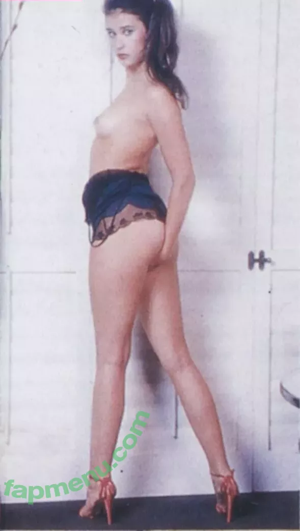 Demi Moore nude photo #0490 (demimoore / justdemi / kyliedemi)