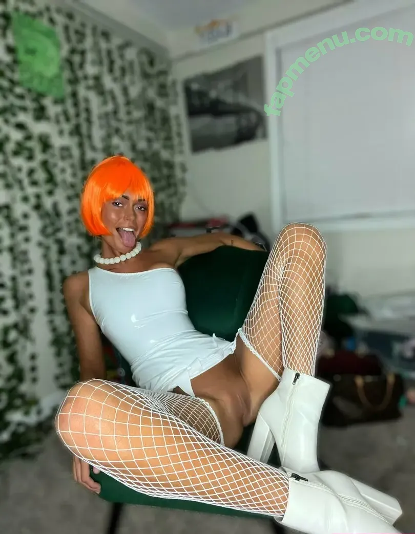 demicaaa nude photo #0006 (demicaaa)