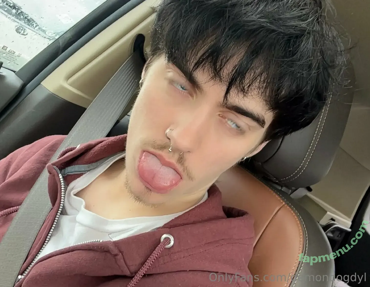 demondogdyl nude photo #0034 (demondogdyl)