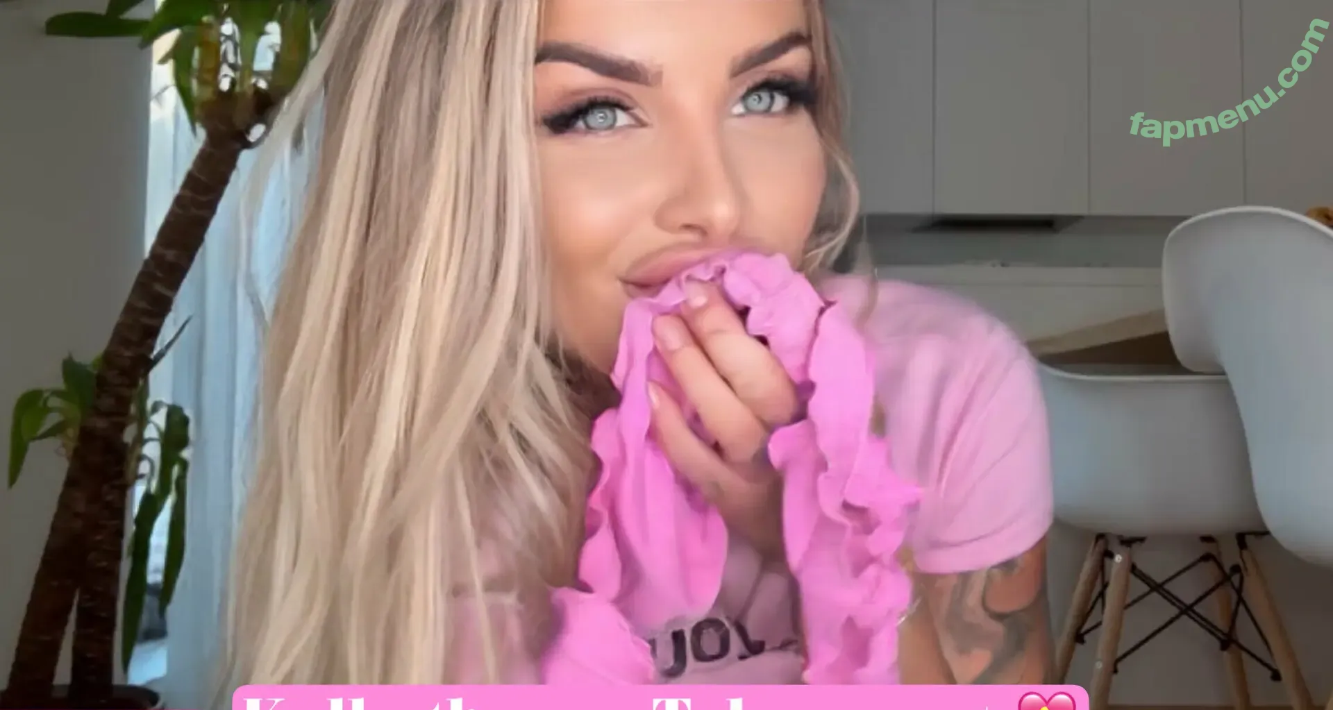 deniangel nude photo #0108 (deniangel.onlyfans / denisagottvaldova)