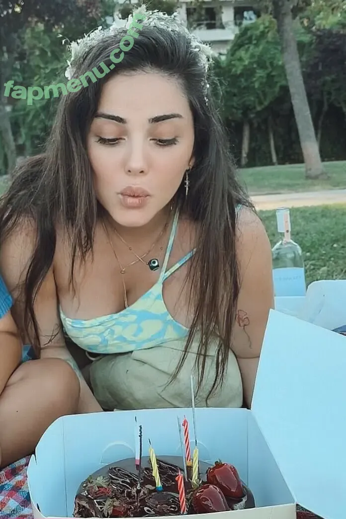 Deniz Bağdaş nude photo #0027 (denizbagdas)