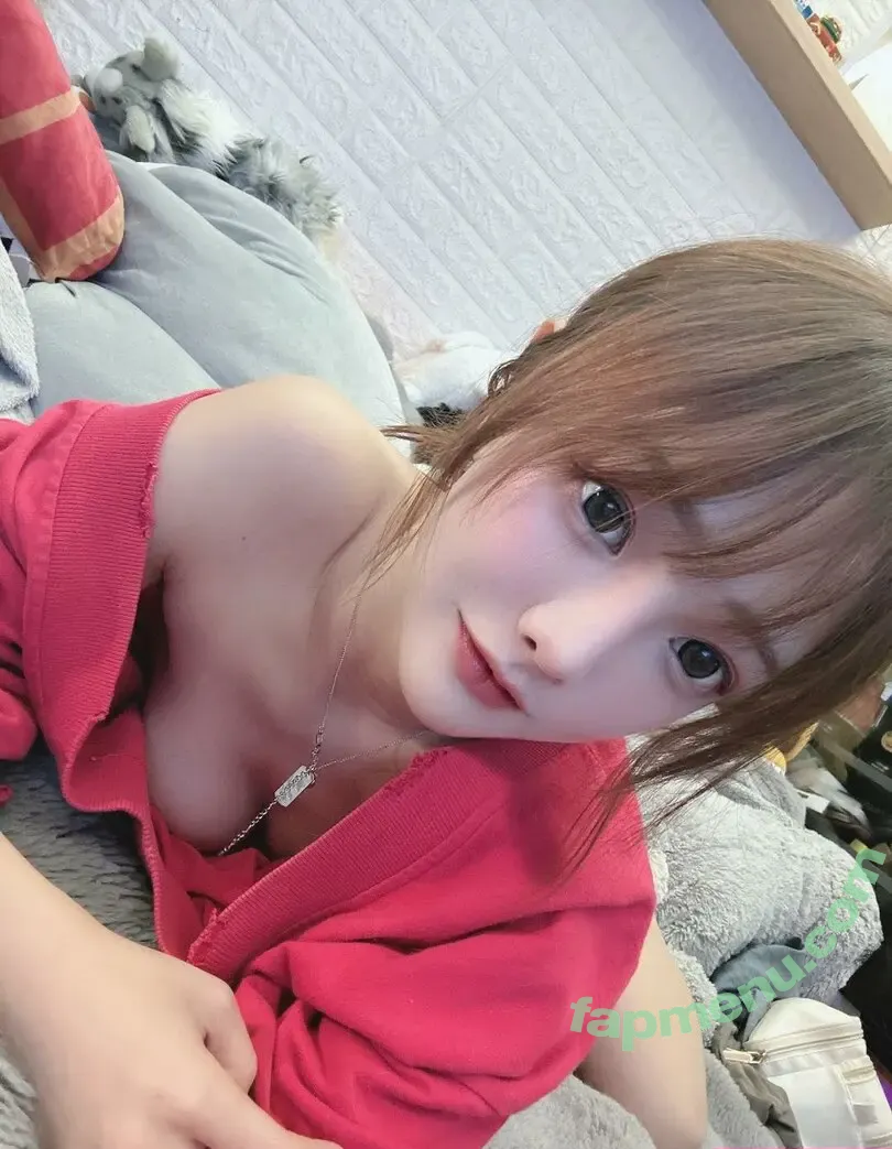 Denkakeke nude photo #0132 (DenKa / realanaandrews)