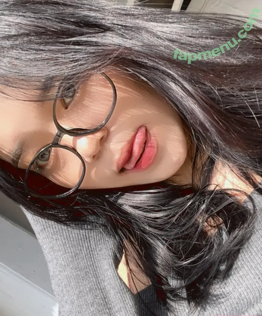 Deraanjela nude photo #0042 (Deraangela / Risafety)