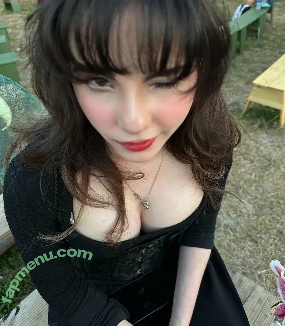 Deraguff Mia nude photo #0035 (daki_kibutsuji / deraguff_mia_club_de_fans)