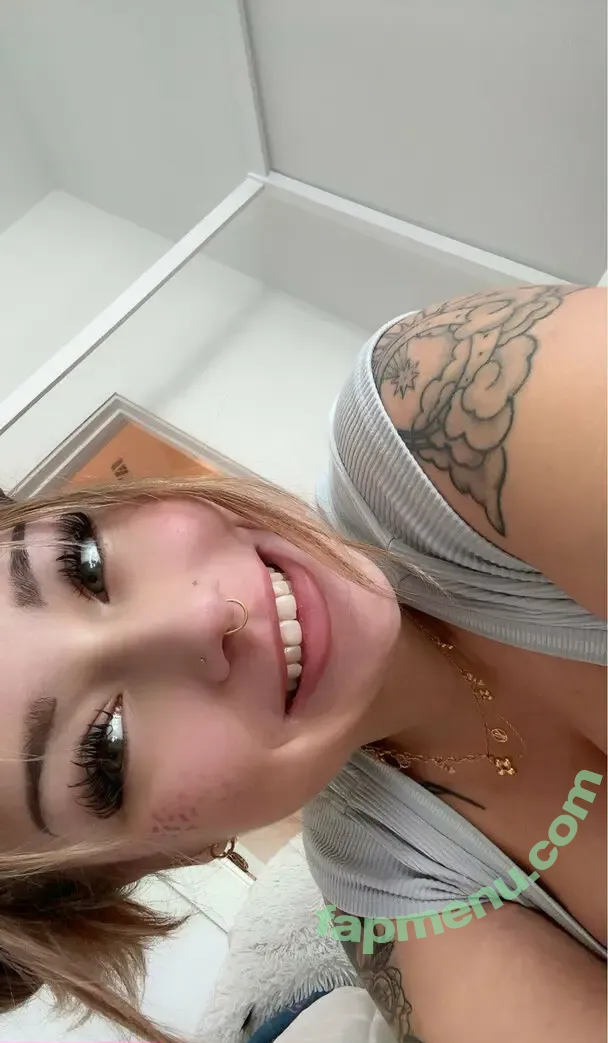 desi.flora nude photo #0073 (desi.f1ora)